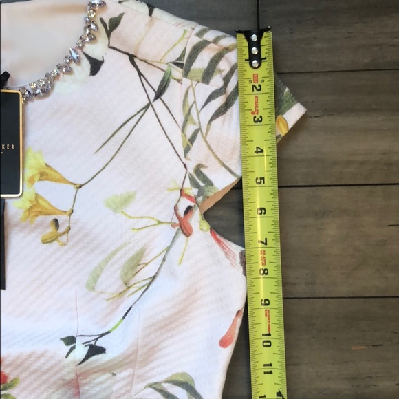 NWT Ted Baker embellished botanical bloom top - Picture 14 of 14